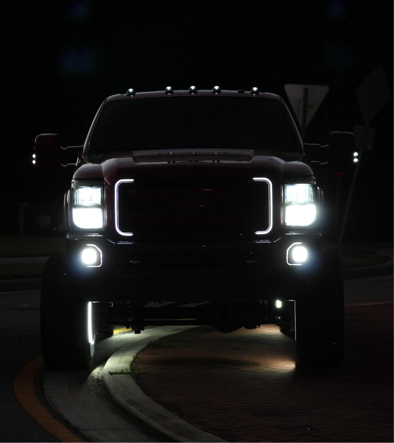 11-16 Super Duty C-Bar Grille Lights